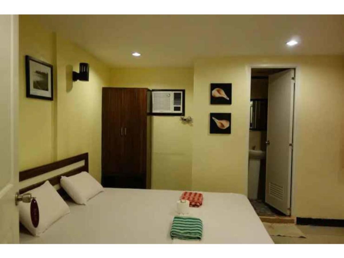 Oyo 672 Capitol Tourist Inn Cebu Екстериор снимка