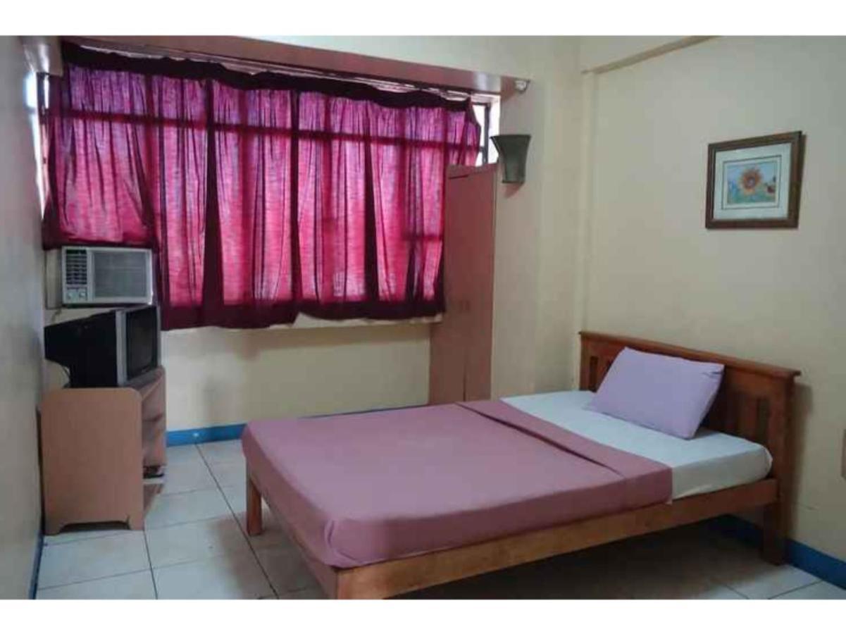 Oyo 672 Capitol Tourist Inn Cebu Екстериор снимка