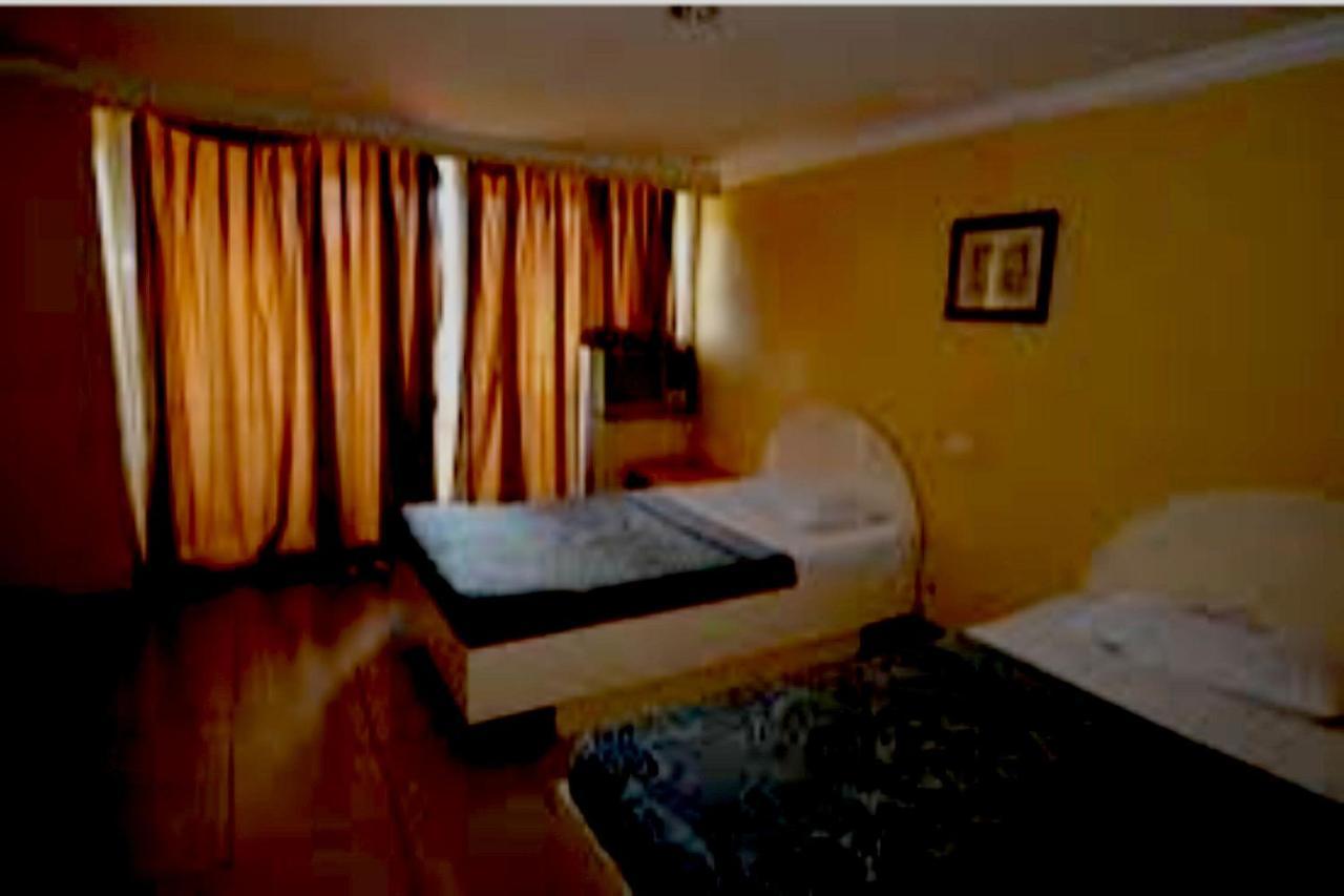 Oyo 672 Capitol Tourist Inn Cebu Екстериор снимка